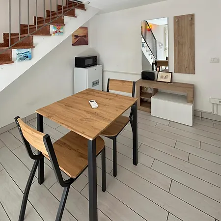 아파트 Guesthost - Historic Center Two-levels Flat X6