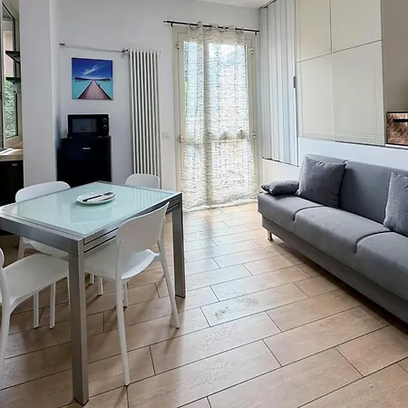 Guesthost - Historic Center Two-levels Flat X6 아파트